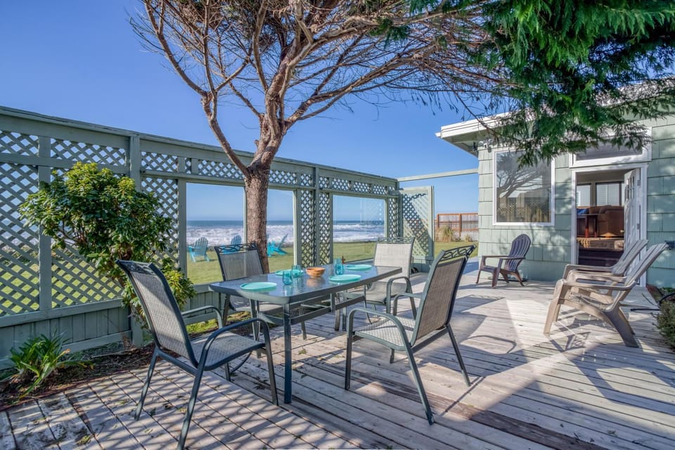 Million Dollar View House in Lincoln Beach