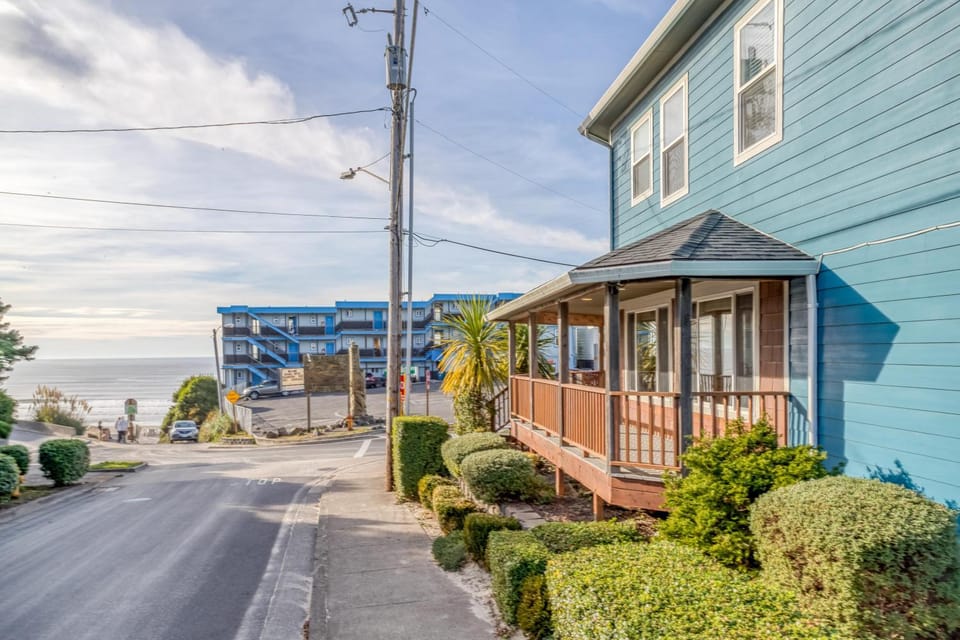 Ocean Way House in Devils Lake