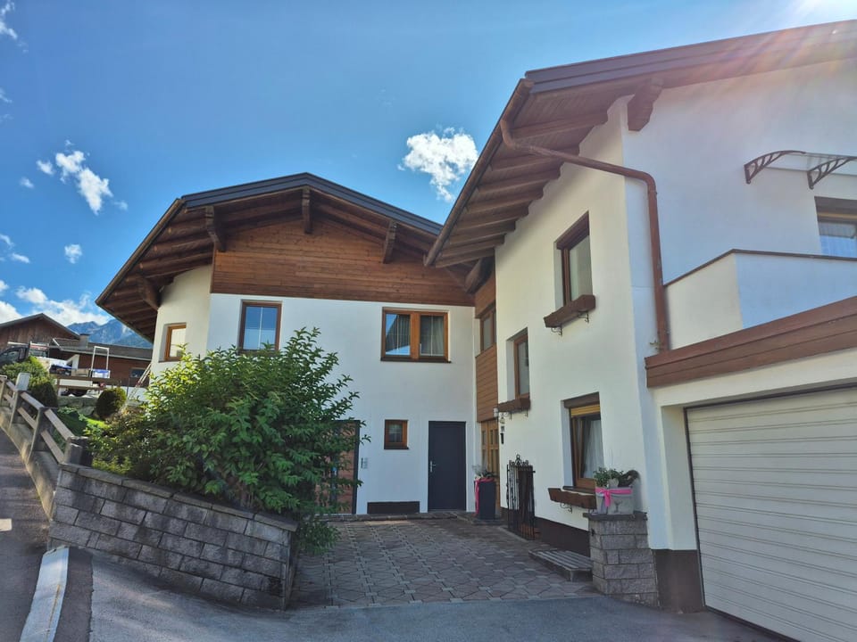 Gästeheim Lederle Bed and Breakfast in Tyrol