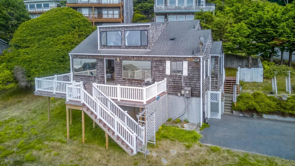 Owl Lookout House in Lincoln City