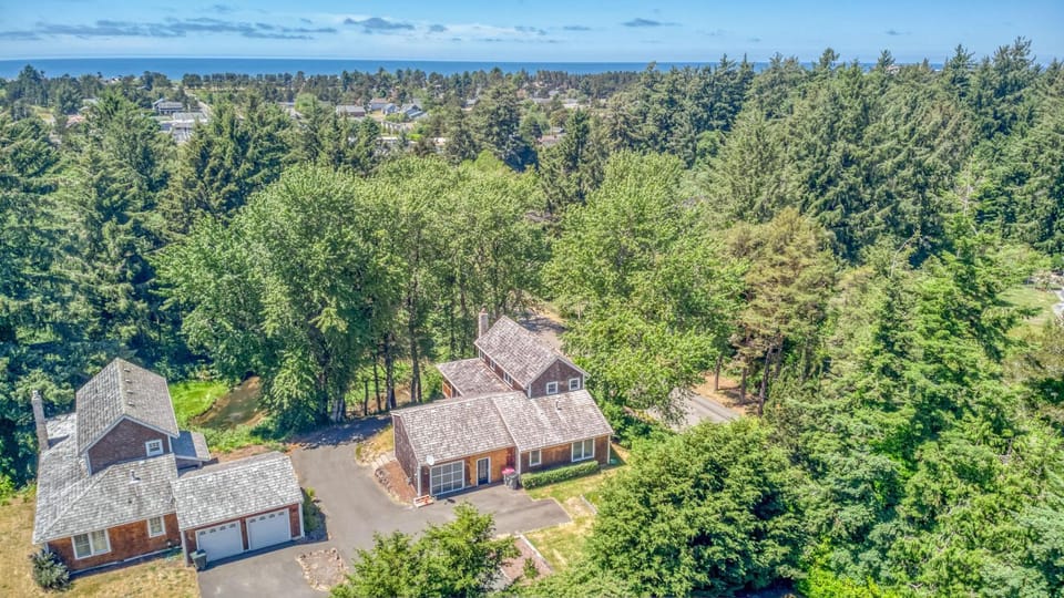Pacific Way Cottage - Meredith Lodging House in Gearhart