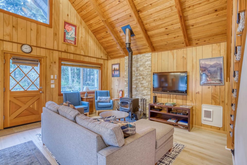 Play Chalet MCA 489 - Meredith Lodging House in Manzanita