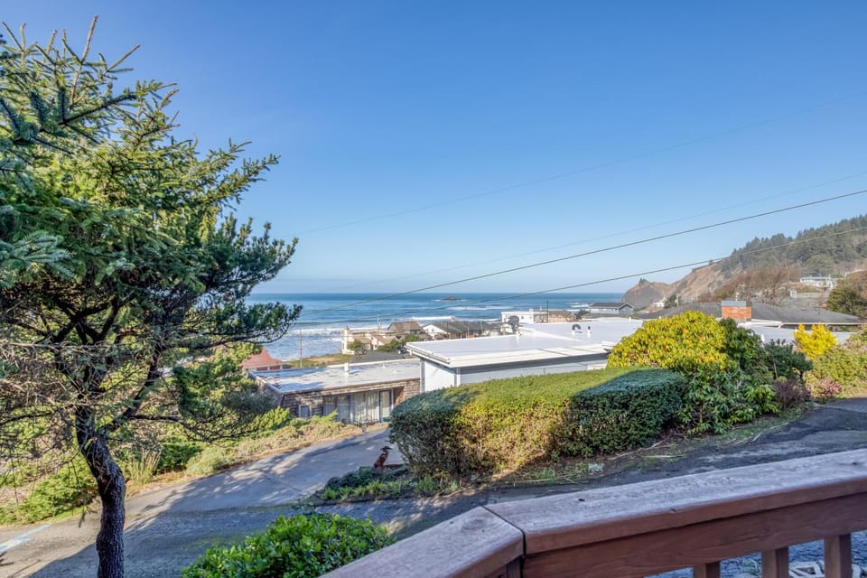 Sands of Time House in Lincoln City
