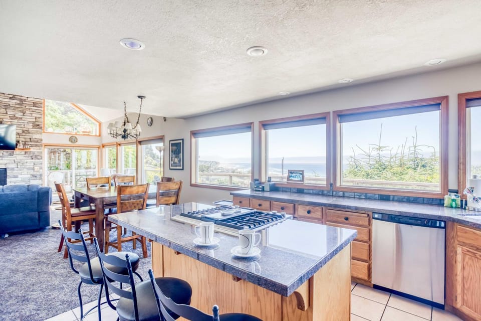 SeaCret Hideaway House in Lincoln City
