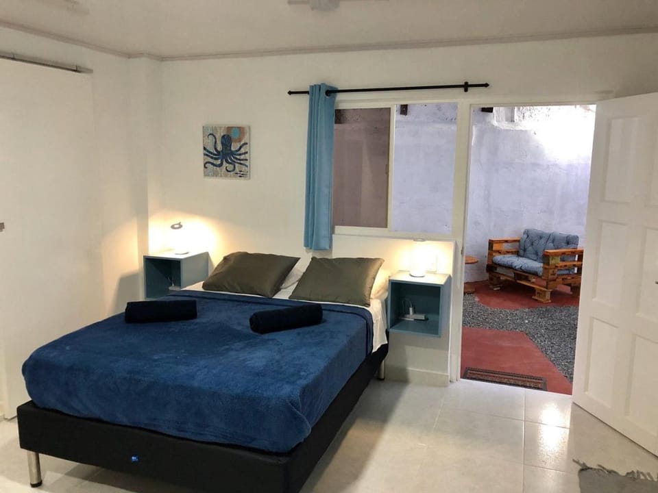 Patio, Photo of the whole room