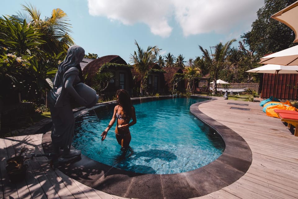 Swimming pool