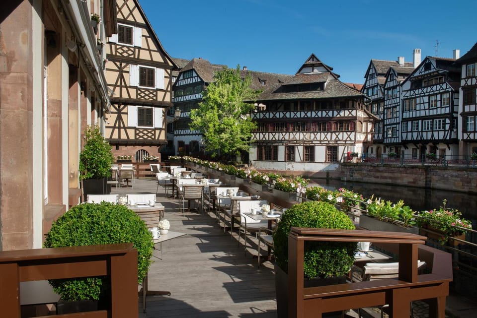 Patio, Restaurant/places to eat