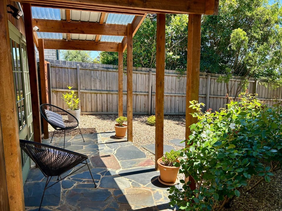 Patio, Balcony/Terrace, Internal: Not applicable to any particular room