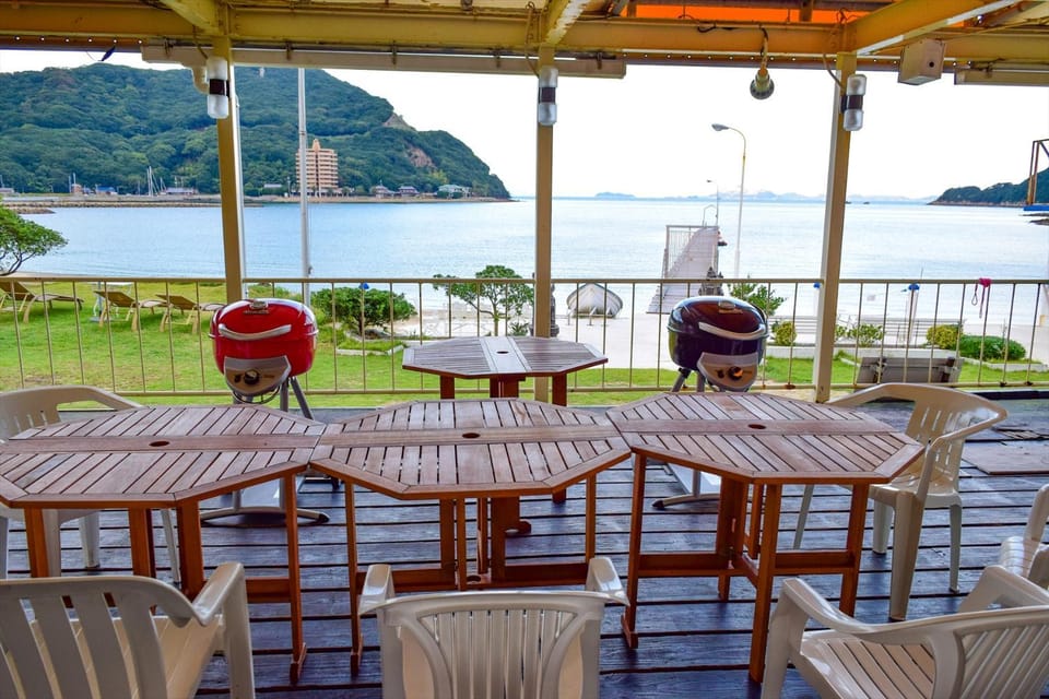 Restaurant/places to eat, Sea view