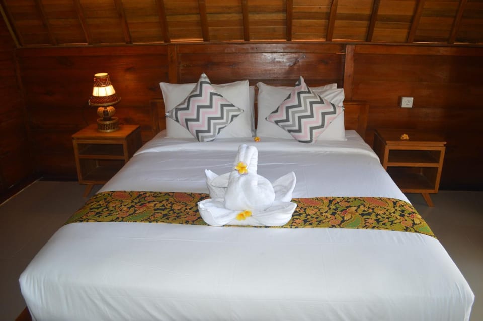 Nyuh Gading Bungalow Nusa Penida Campground/ 
RV Resort in Nusapenida