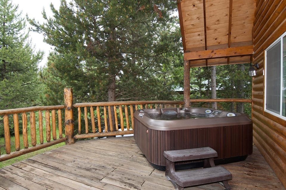 Hot Tub, Balcony/Terrace, Garden view