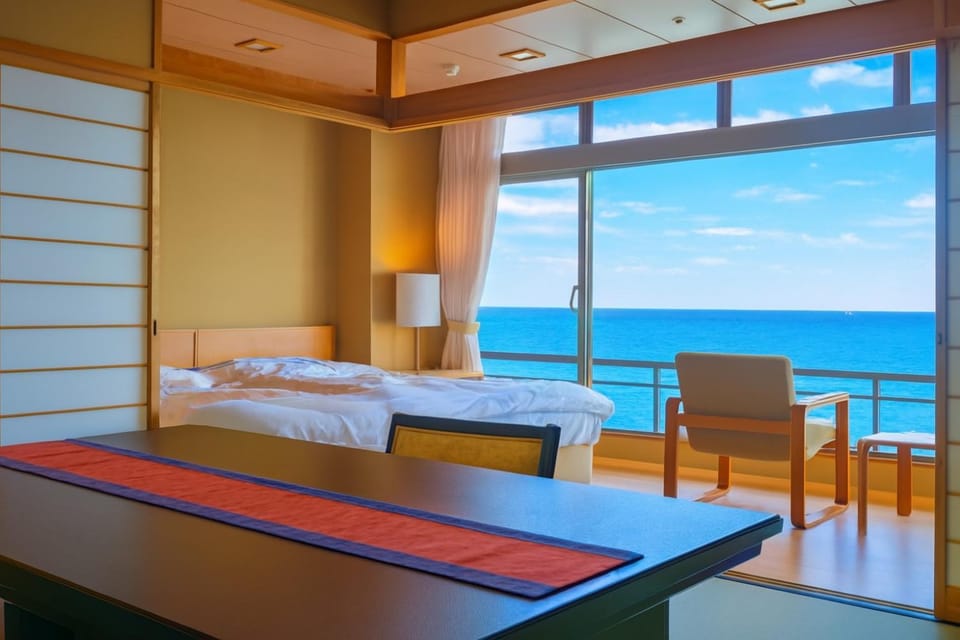 Bed, View (from property/room), View (from property/room), Photo of the whole room, Bedroom, Sea view