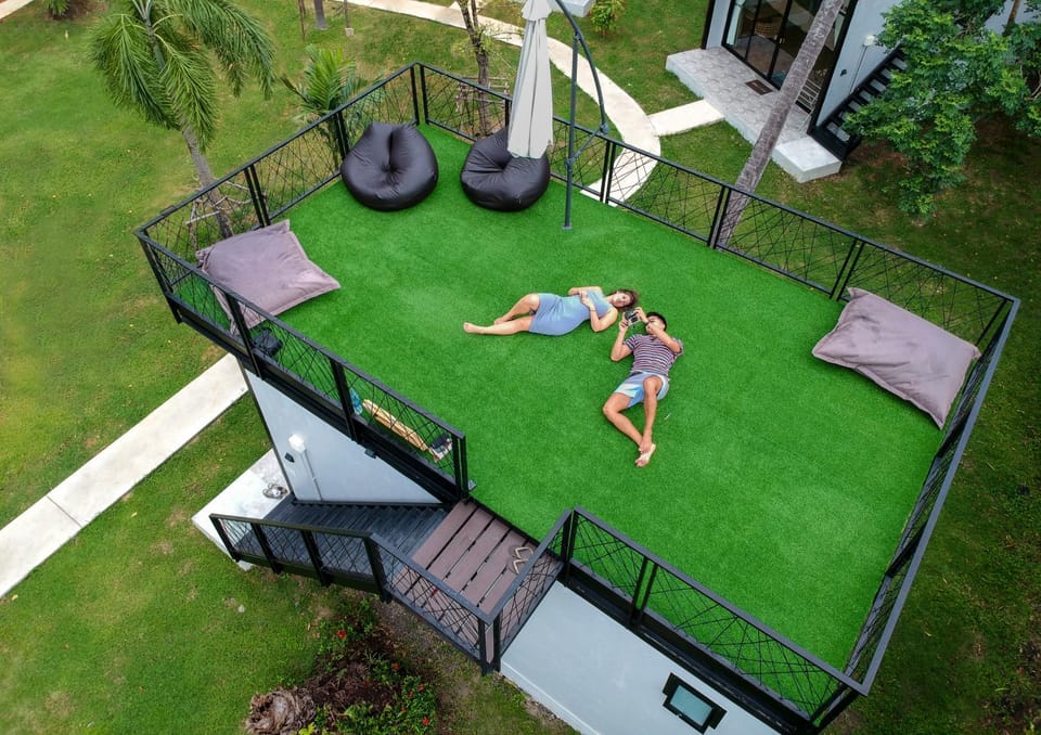 Bird's eye view, Garden view