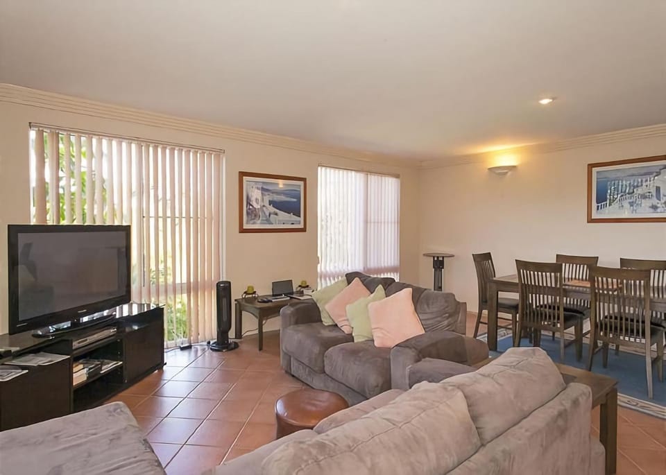 1/17 22nd Ave - Sawtell, NSW House in Coffs Harbour