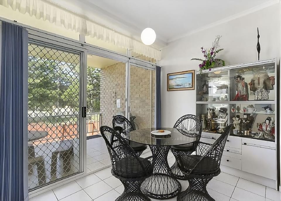 Solitaire 1 Apartment in Middle Arm