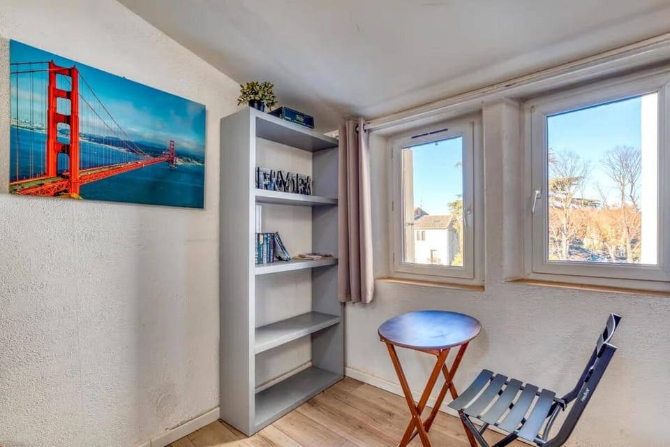 "Le Transversal 3" -Garage privé optionnel -Centre historique-Plages à 21km ! Apartment in Pézenas