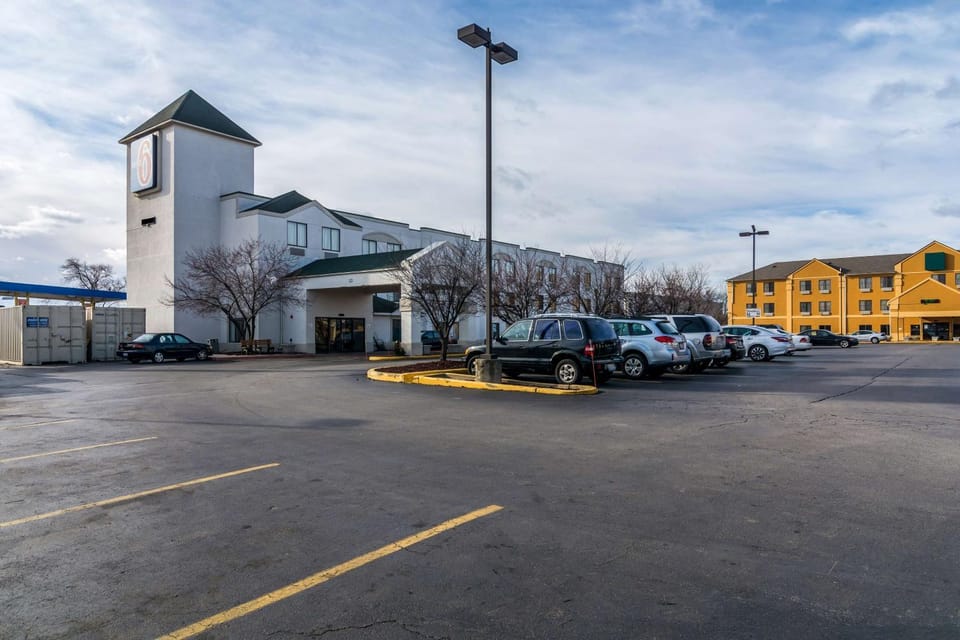 Property building, On site