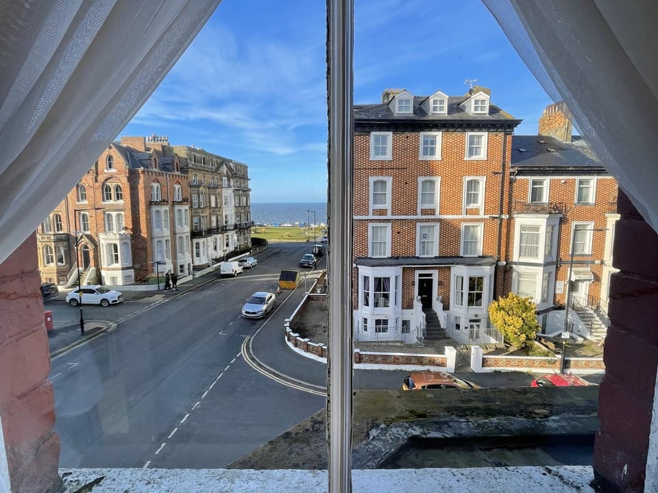 Sea view, Location