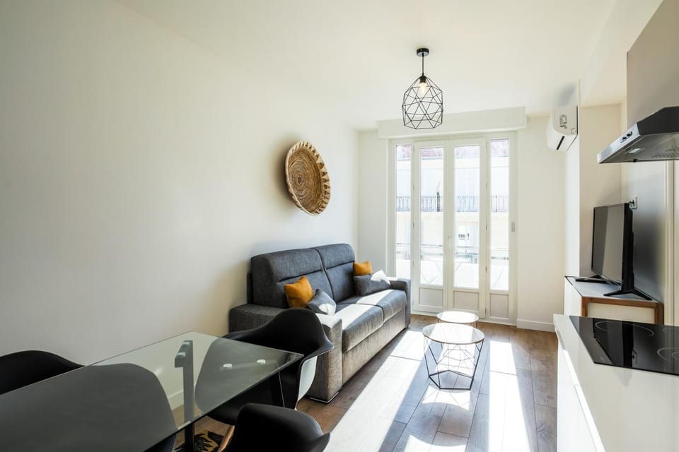 Balcony/Terrace, Living room