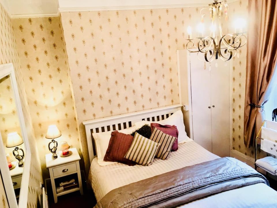 Luxury Lakeside Living Broadview 1 Georgian House Villa in Enniskillen