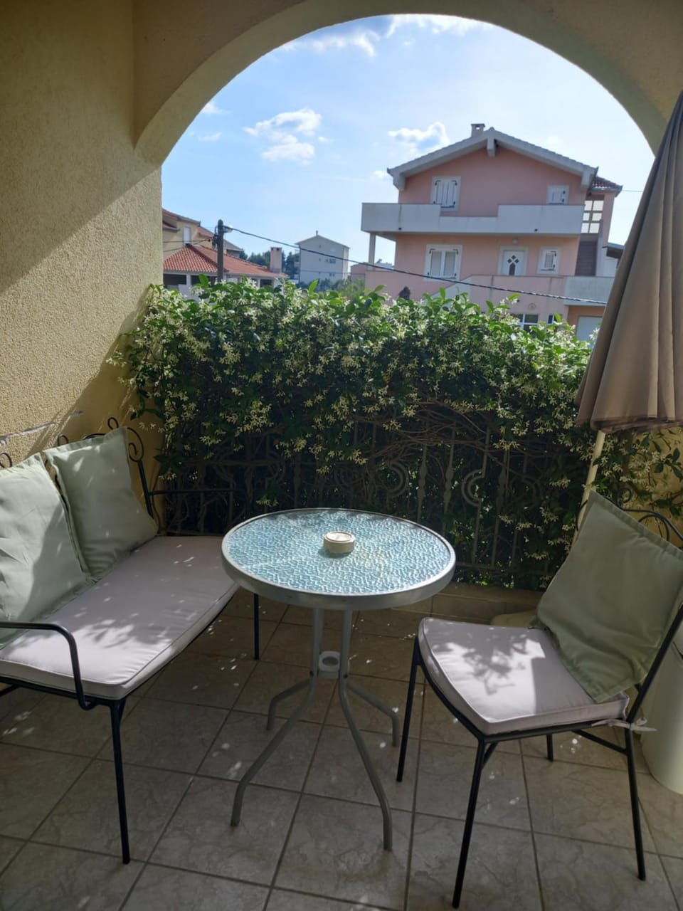 Green garden house Apartment in Šibenik-Knin County, Croatia