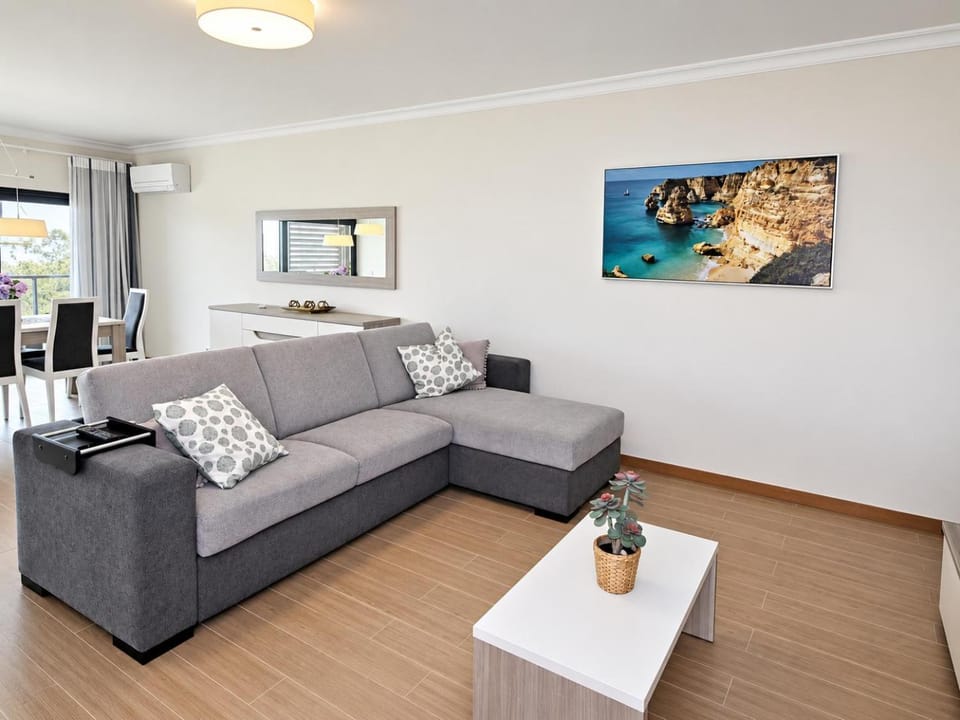 T2 Luxury Rocha Prime Residence Apartment in Portimao