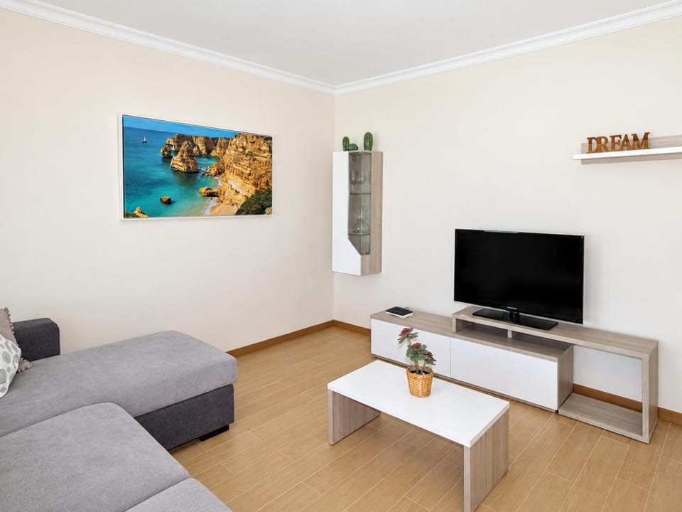 T2 Luxury Rocha Prime Residence Apartment in Portimao