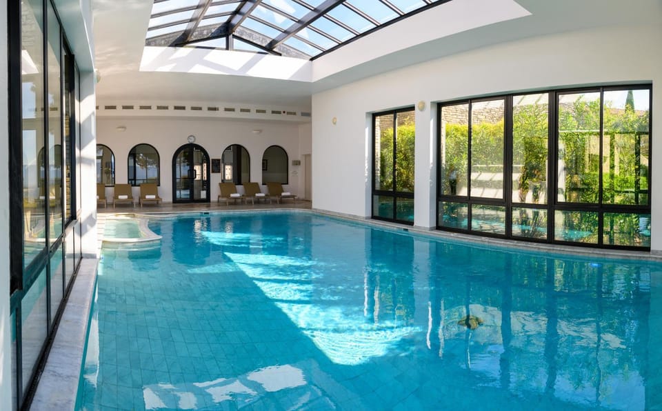 Spa and wellness centre/facilities, Swimming pool