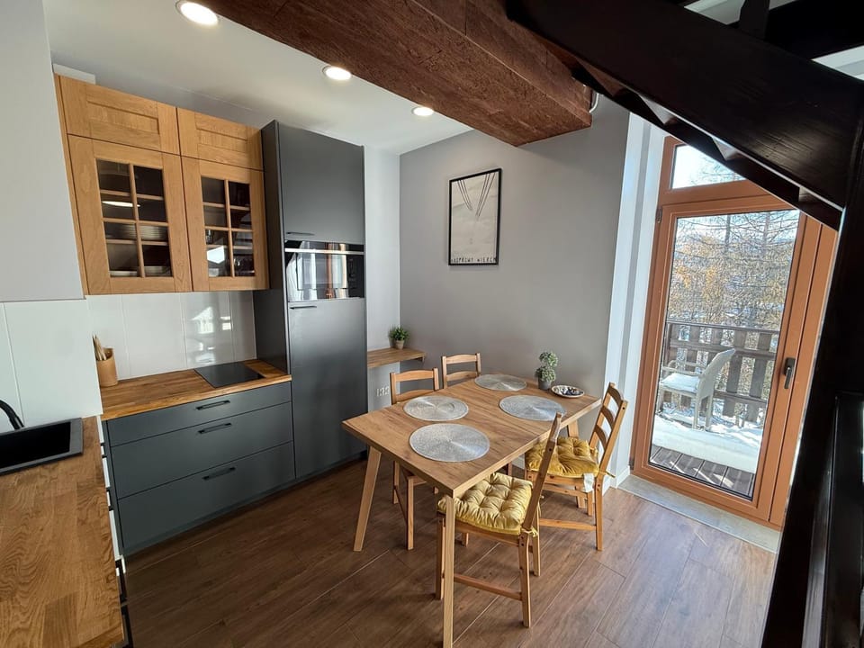 ZAKOHOME- Apartamenty Kościelisko Centrum Apartment in Lesser Poland Voivodeship