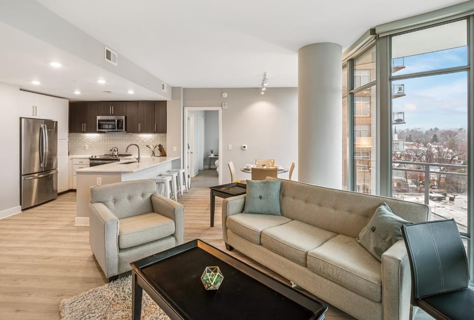 Kitchen or kitchenette, Living room, Seating area