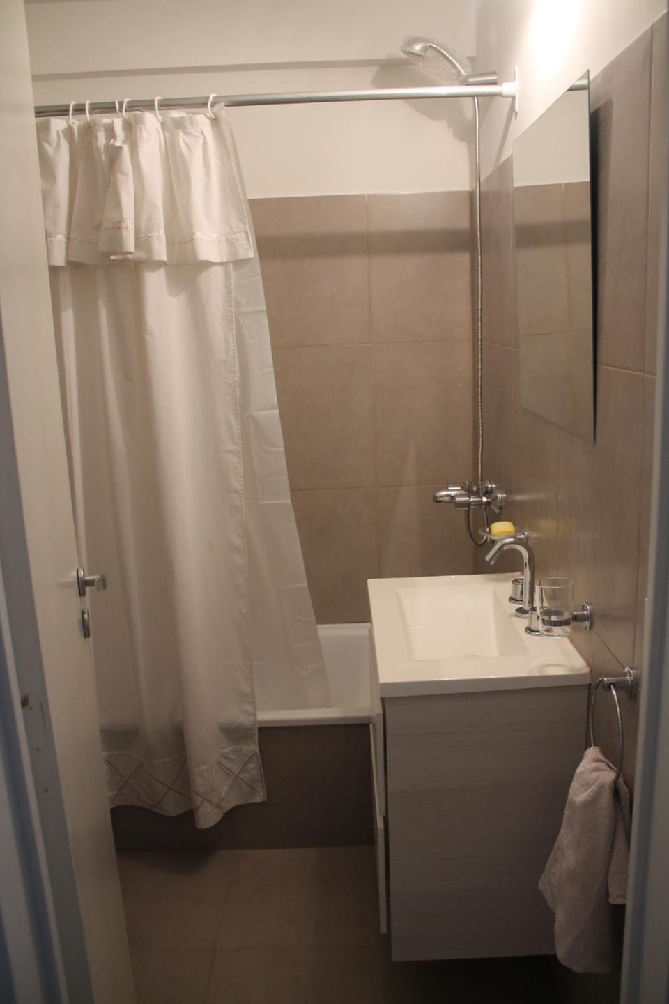 Property building, Bathroom