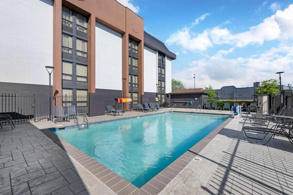 Pool view, Swimming pool