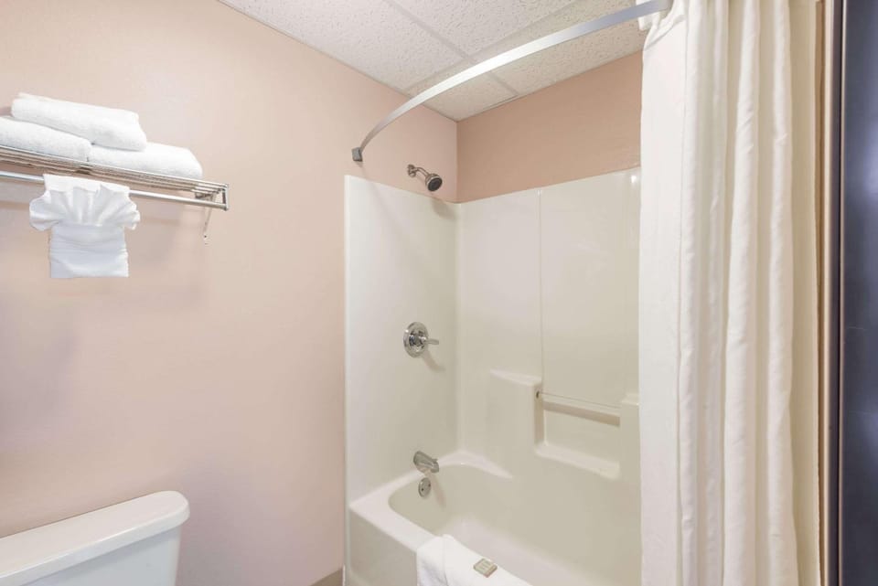 Bathroom, Photo of the whole room, On site