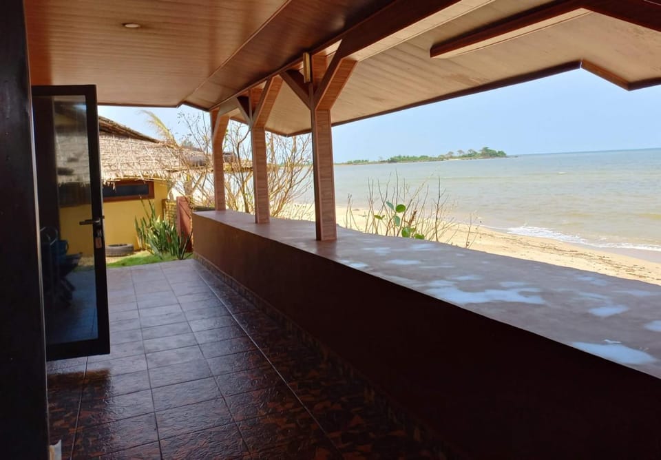 Patio, Day, Natural landscape, View (from property/room), Balcony/Terrace, Beach, Sea view