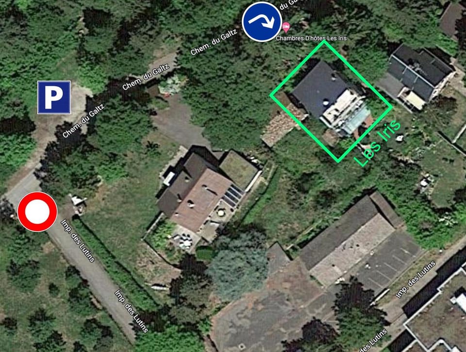 Bird's eye view, Parking