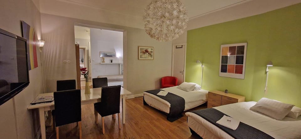 Property building, Bed, Photo of the whole room, Dining area, Bedroom, Family