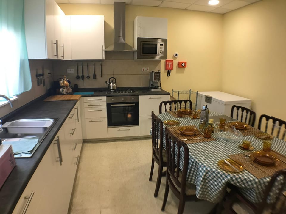 Kitchen or kitchenette, Dining area, Internal: Not applicable to any particular room