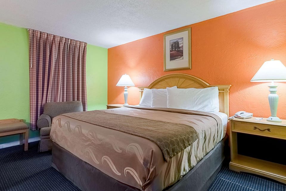 Photo of the whole room, On site