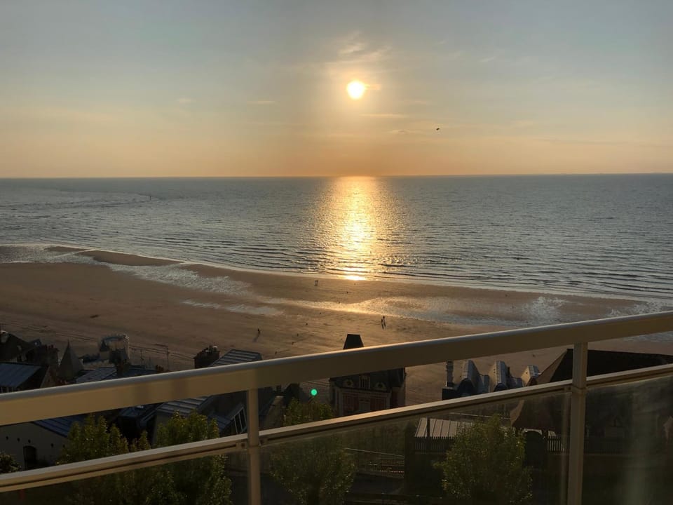 Balcony/Terrace, Sea view, Sunset