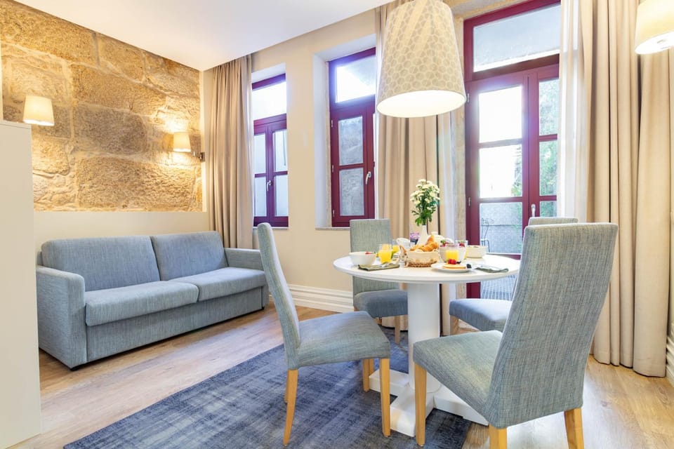 Oporto Home - Wine Cellars Apartment in Vila Nova de Gaia