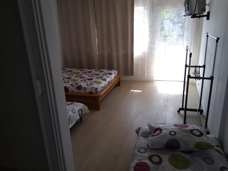 Thai House Bed and Breakfast in Constanța County
