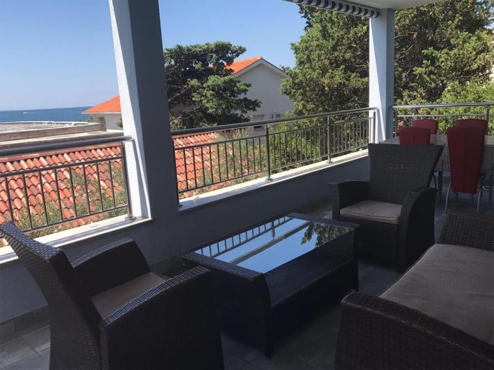 Day, View (from property/room), Balcony/Terrace, Seating area, Sea view