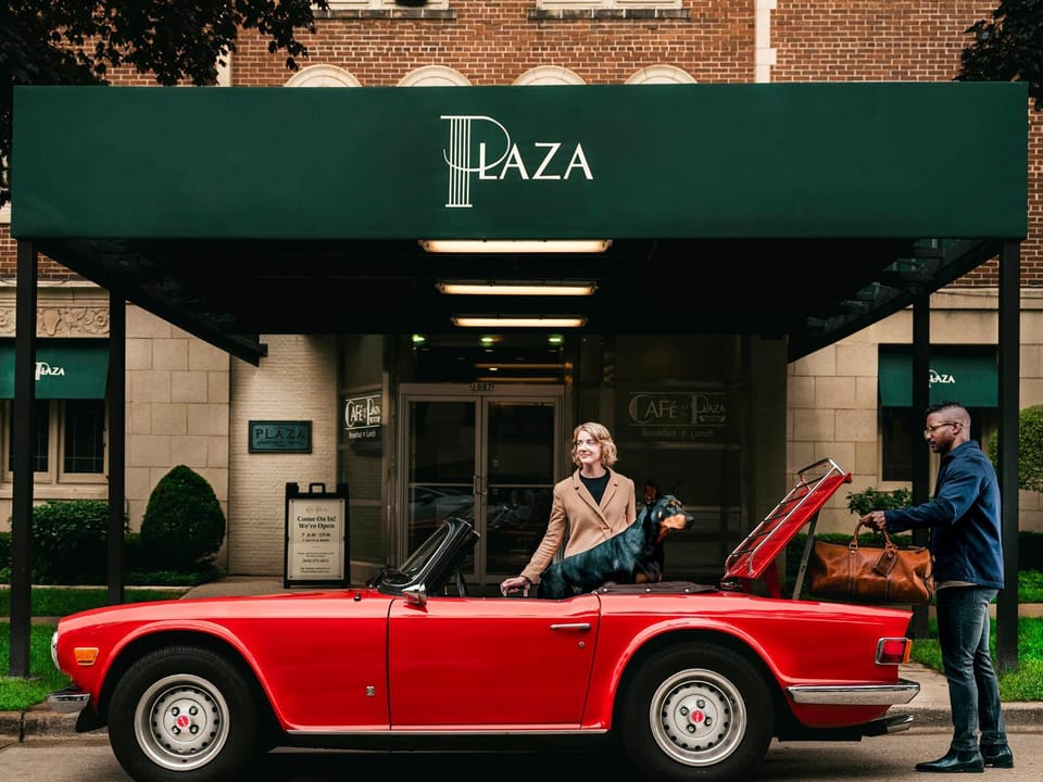 The Plaza Hotel - Milwaukee Hotel in Milwaukee