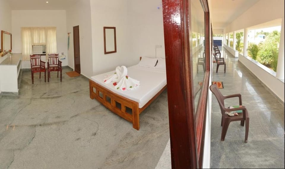 Alice Paradise by Moonwalkers Hotel in Tamil Nadu