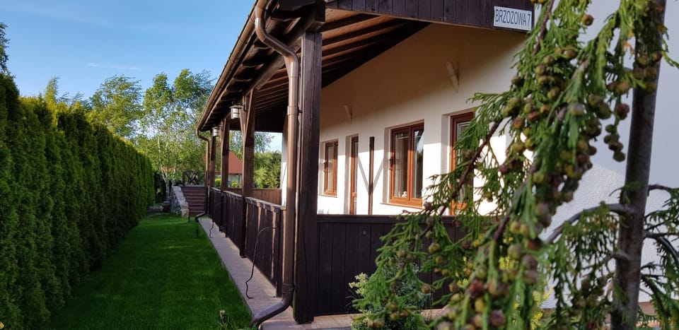 Dom W Skowronkach House in Pomeranian Voivodeship