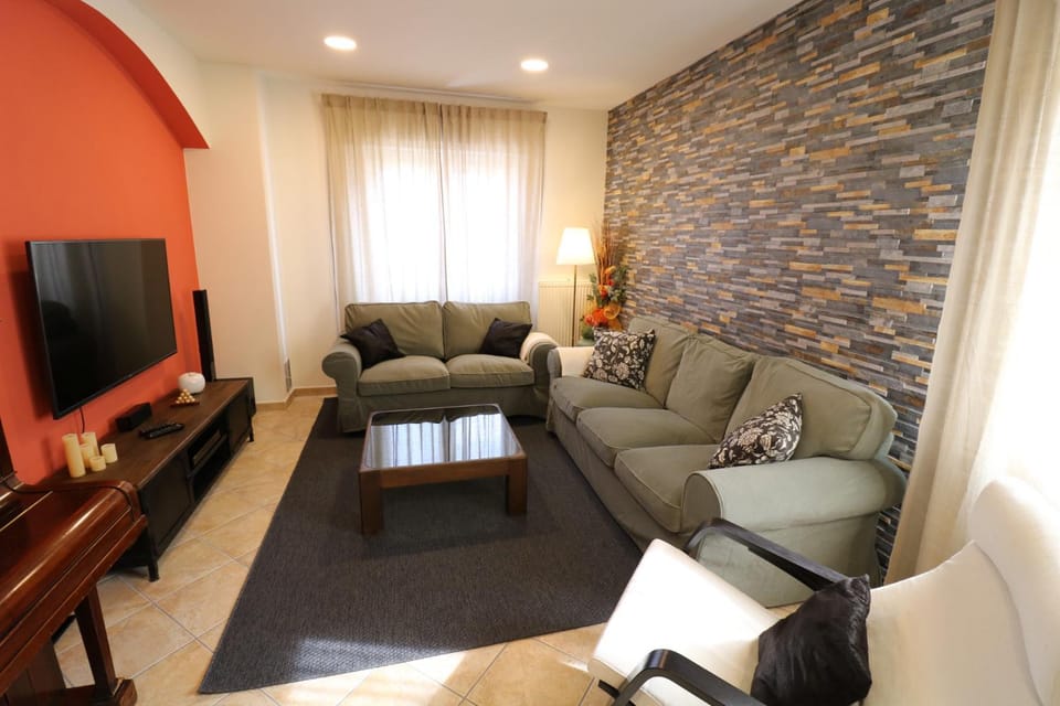 Lounge or bar
