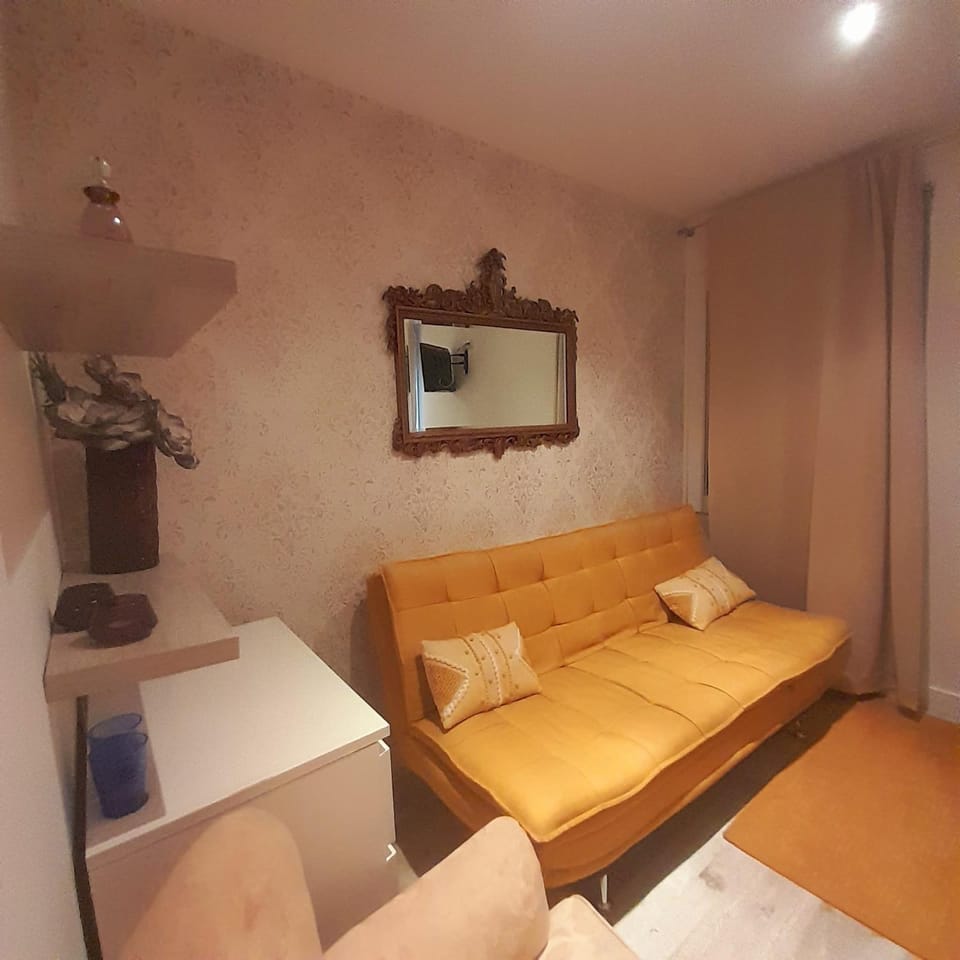 TV and multimedia, Bedroom