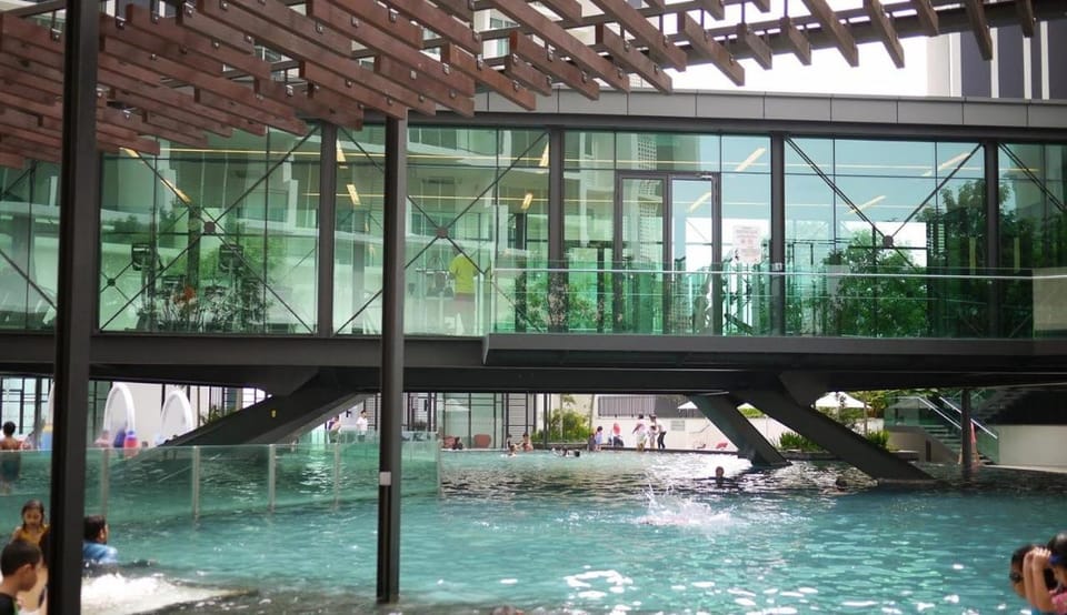 Pool view, Swimming pool