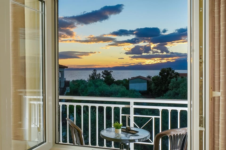 Panoramic View House Apartment in Thasos