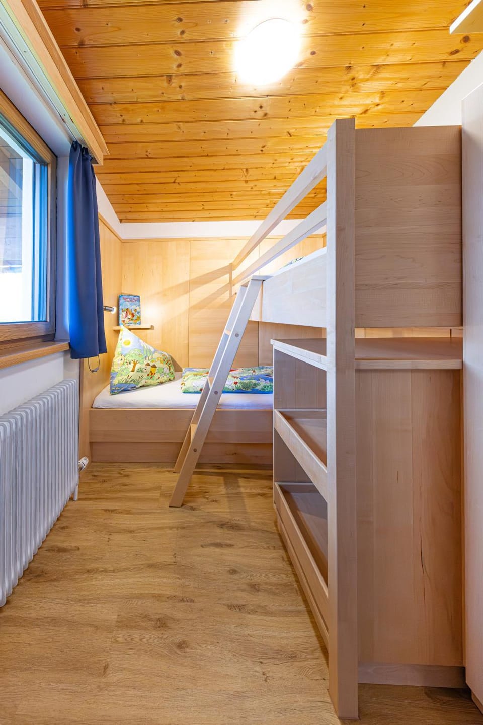 Bed, Photo of the whole room, Bedroom, bunk bed, wardrobe